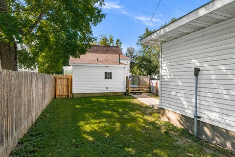 Tiny photo for 412 E Elm Street, Chatsworth, IL 60921 (MLS # 12779993)