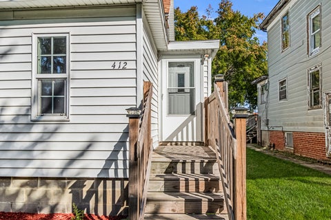 Tiny photo for 412 E Elm Street, Chatsworth, IL 60921 (MLS # 12779993)