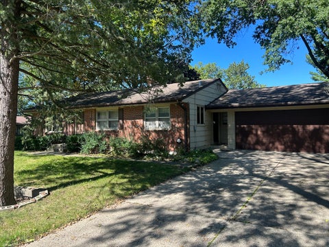Photo of 1003 Brookfield Road, Rockford, IL 61107 (MLS # 12771839)