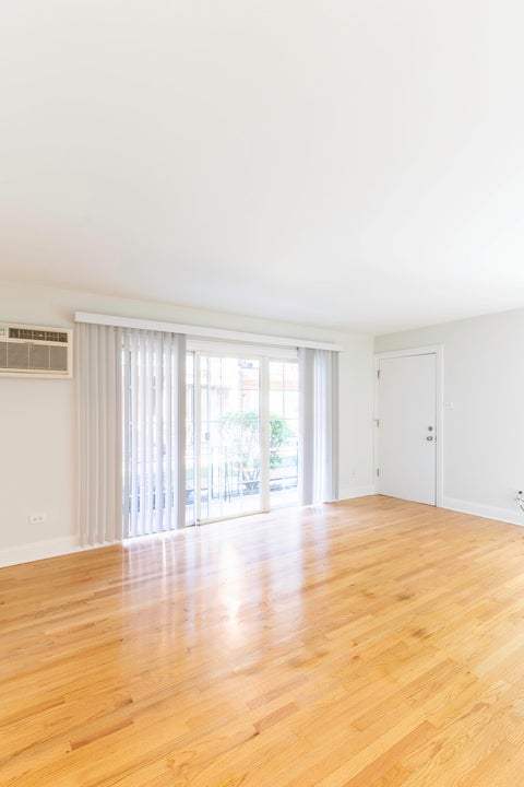 Tiny photo for 6255 S Mason Street #1C, Chicago, IL 60638 (MLS # 12750252)