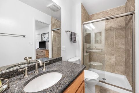 Tiny photo for 904 W Lynnwood Avenue, Arlington Heights, IL 60004 (MLS # 12601038)