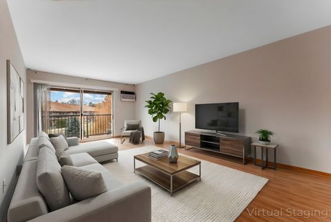 Tiny photo for 810 E Old Willow Road #209, Prospect Heights, IL 60070 (MLS # 12535839)