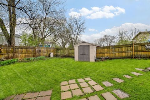 Tiny photo for 879 Lakeside Drive, Bartlett, IL 60103 (MLS # 12621461)