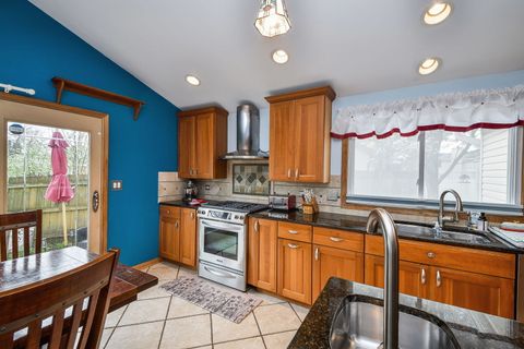 Tiny photo for 879 Lakeside Drive, Bartlett, IL 60103 (MLS # 12621461)