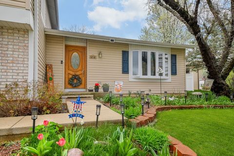 Photo of 879 Lakeside Drive, Bartlett, IL 60103 (MLS # 12621461)