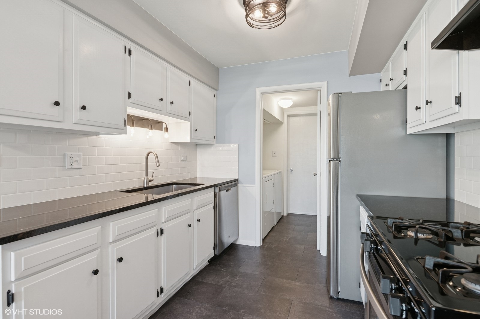 1351 Kingsbury Drive 5
