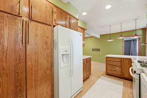 Tiny photo for 7731 W Farragut Avenue, Chicago, IL 60656 (MLS # 12302429)