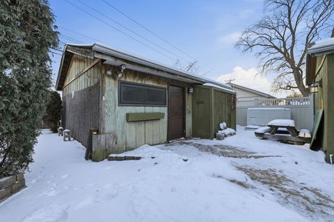 Tiny photo for 7731 W Farragut Avenue, Chicago, IL 60656 (MLS # 12302429)