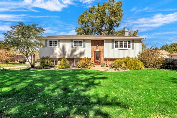 1201 MEADOW LN, COLONA, IL 61241 - Image bb275c7afcd39eecf864efdf1da61887/2805481105