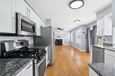 Tiny photo for 1158 Sweetwater Ridge, Lake In The Hills, IL 60156 (MLS # 12757378)