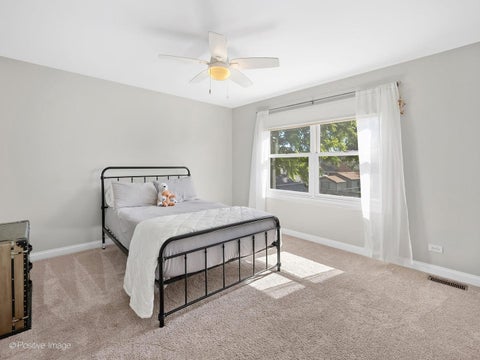 Tiny photo for 267 N Walnut Street, Elmhurst, IL 60126 (MLS # 12703230)