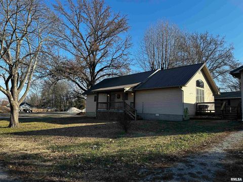 Tiny photo for 802 E CHARLES Street, West Frankfort, IL 62896 (MLS # EB460708)