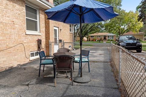 Tiny photo for 8306 Central Avenue, Morton Grove, IL 60053 (MLS # 12500503)