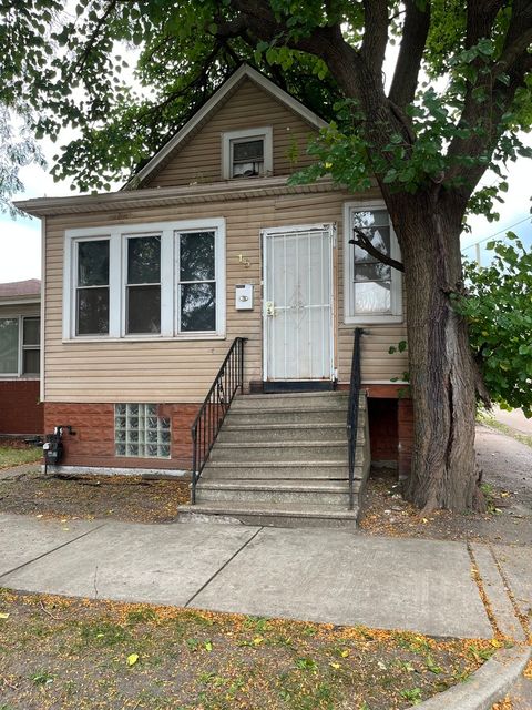 Photo of 15 E 126th Street, Chicago, IL 60628 (MLS # 12477326)