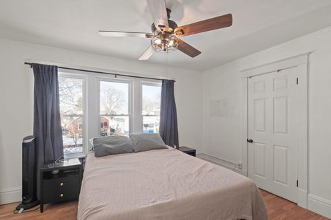 Tiny photo for 418 20th Avenue, Moline, IL 61265 (MLS # 100000026)