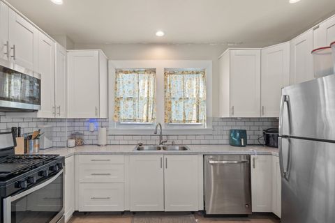 Tiny photo for 418 20th Avenue, Moline, IL 61265 (MLS # 100000026)