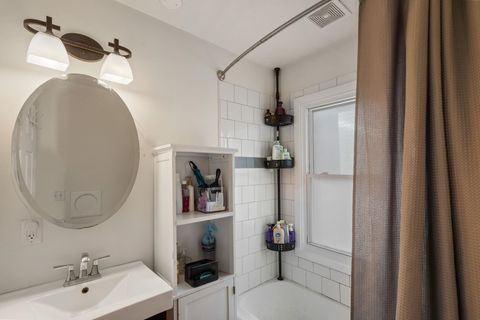 Tiny photo for 418 20th Avenue, Moline, IL 61265 (MLS # 100000026)