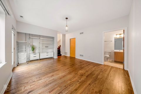 Tiny photo for 1808 S Michigan Avenue #1, Chicago, IL 60616 (MLS # 12533821)