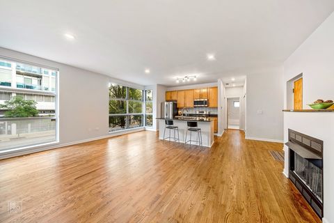 Tiny photo for 1808 S Michigan Avenue #1, Chicago, IL 60616 (MLS # 12533821)