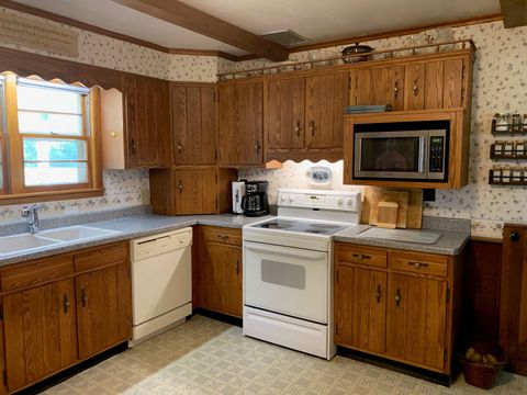 Tiny photo for 2707 W Rock Falls Road, Rock Falls, IL 61071 (MLS # 12443036)