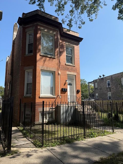 625 N MONTICELLO Avenue Chicago IL 60624