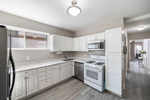 Tiny photo for 2431 Gunderson Avenue, Berwyn, IL 60402 (MLS # 12725008)