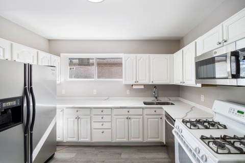 Tiny photo for 2431 Gunderson Avenue, Berwyn, IL 60402 (MLS # 12725008)