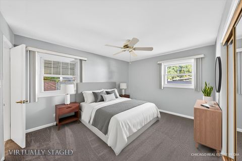 Tiny photo for 1052 Maple Lane, Elk Grove Village, IL 60007 (MLS # 12506312)