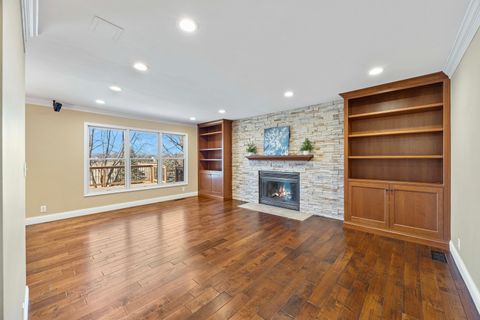 Tiny photo for 8 Burgundy Court, Bloomington, IL 61704 (MLS # 12520486)