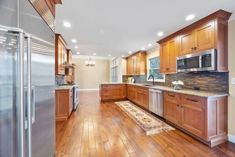 Tiny photo for 8 Burgundy Court, Bloomington, IL 61704 (MLS # 12520486)