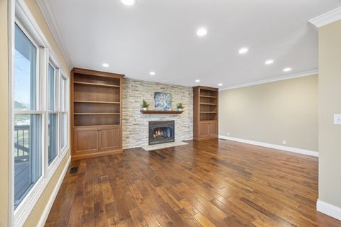 Tiny photo for 8 Burgundy Court, Bloomington, IL 61704 (MLS # 12520486)