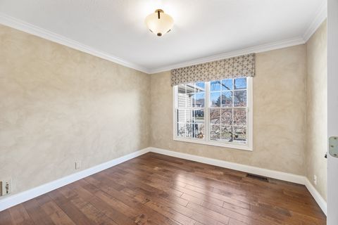 Tiny photo for 8 Burgundy Court, Bloomington, IL 61704 (MLS # 12520486)