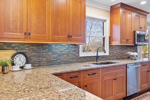 Tiny photo for 8 Burgundy Court, Bloomington, IL 61704 (MLS # 12520486)