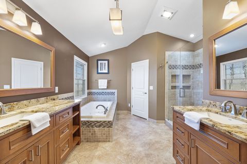 Tiny photo for 8 Burgundy Court, Bloomington, IL 61704 (MLS # 12520486)