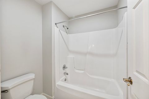 Tiny photo for 8 Burgundy Court, Bloomington, IL 61704 (MLS # 12520486)