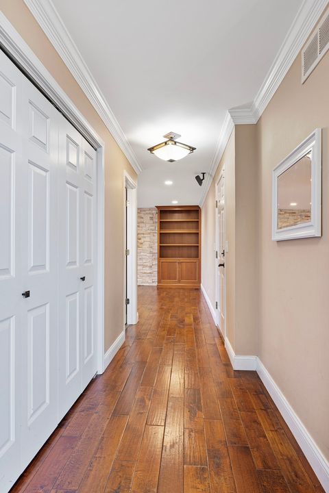 Tiny photo for 8 Burgundy Court, Bloomington, IL 61704 (MLS # 12520486)