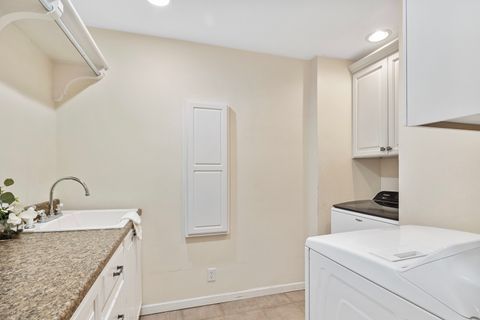 Tiny photo for 8 Burgundy Court, Bloomington, IL 61704 (MLS # 12520486)