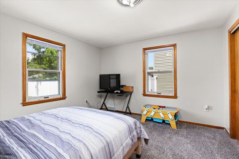 Tiny photo for 1913 Columbus Street, Ottawa, IL 61350 (MLS # 12672200)