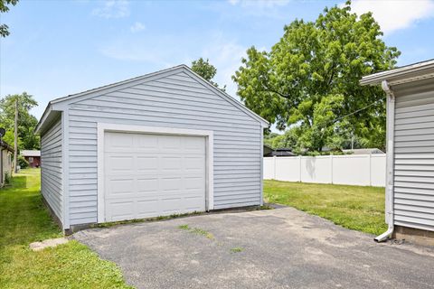Tiny photo for 1913 Columbus Street, Ottawa, IL 61350 (MLS # 12672200)