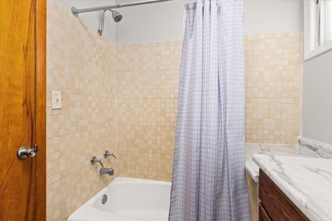 Tiny photo for 1913 Columbus Street, Ottawa, IL 61350 (MLS # 12672200)