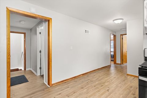 Tiny photo for 1913 Columbus Street, Ottawa, IL 61350 (MLS # 12672200)