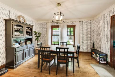 Tiny photo for 602 Vine Avenue, Highland Park, IL 60035 (MLS # 12657215)