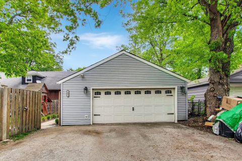 Tiny photo for 602 Vine Avenue, Highland Park, IL 60035 (MLS # 12657215)