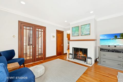 Tiny photo for 602 Vine Avenue, Highland Park, IL 60035 (MLS # 12657215)