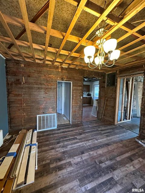 Tiny photo for 700 S 23RD Street, Herrin, IL 62948 (MLS # EB460729)