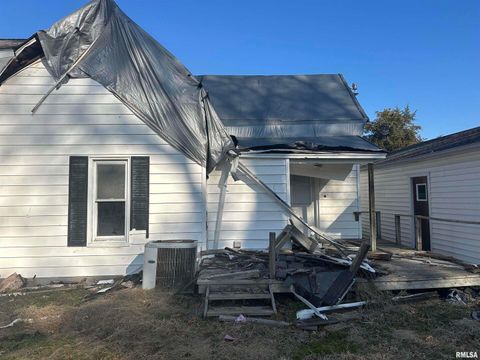 Tiny photo for 700 S 23RD Street, Herrin, IL 62948 (MLS # EB460729)