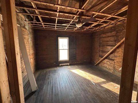 Tiny photo for 700 S 23RD Street, Herrin, IL 62948 (MLS # EB460729)