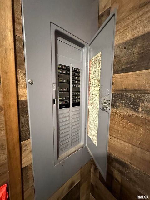 Tiny photo for 700 S 23RD Street, Herrin, IL 62948 (MLS # EB460729)