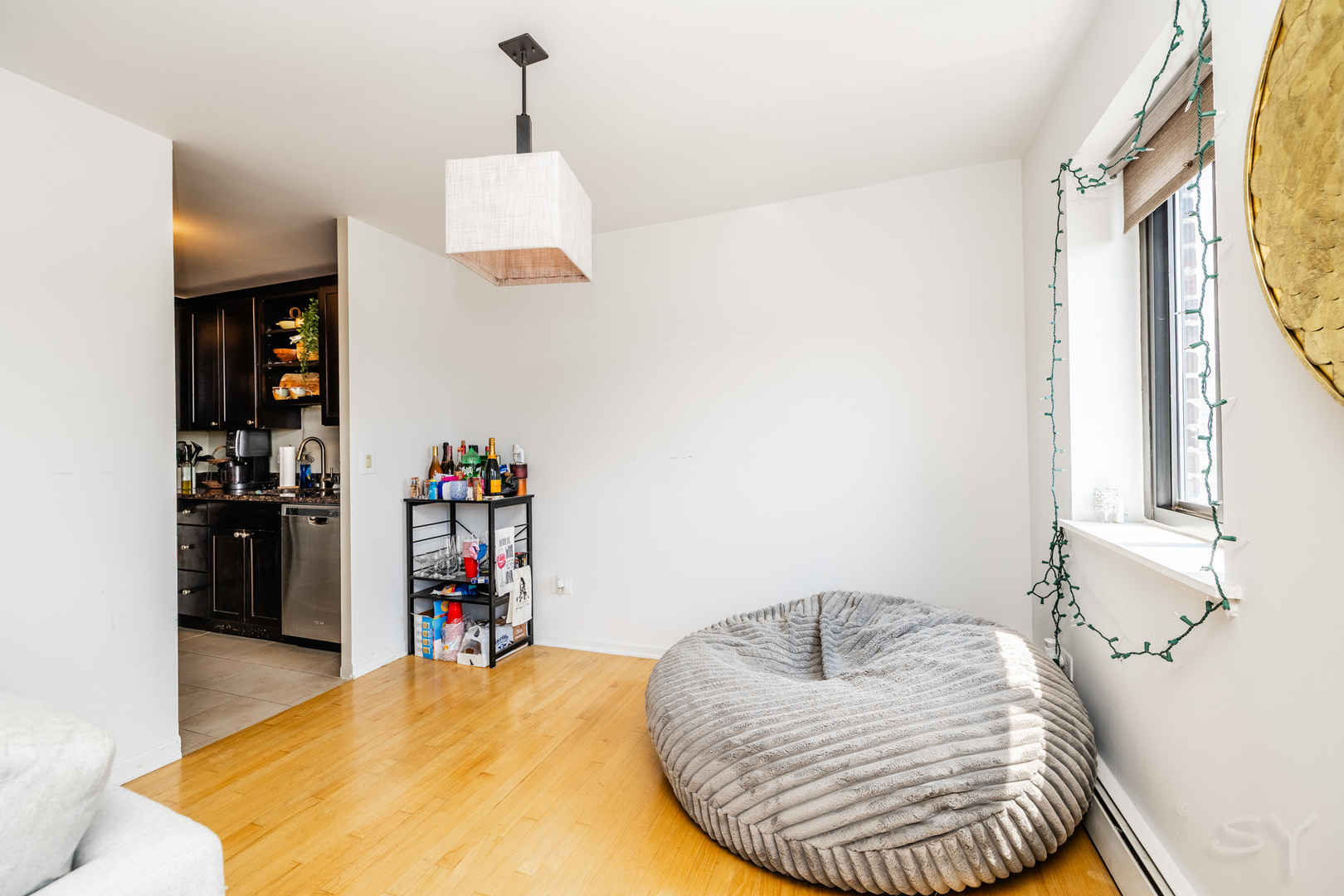 607 W Wrightwood Avenue 714