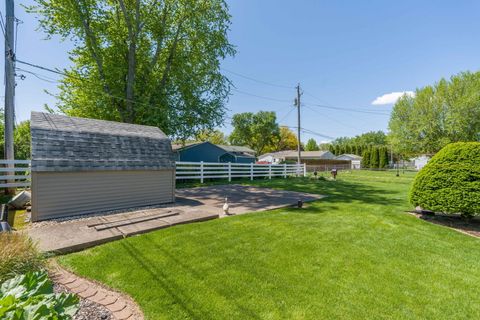 Tiny photo for 918 6th Street, Hampton, IL 61256 (MLS # 12633917)
